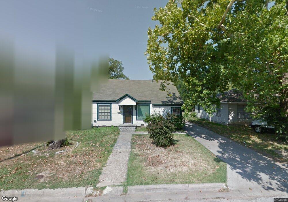 1005 N Clements St, Gainesville, TX 76240 - photo 1