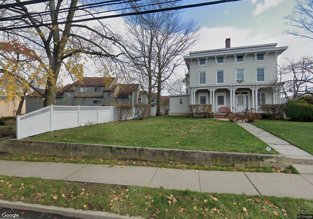 188 Flax Hill Rd unit A8, Norwalk, CT 06854 - photo 1