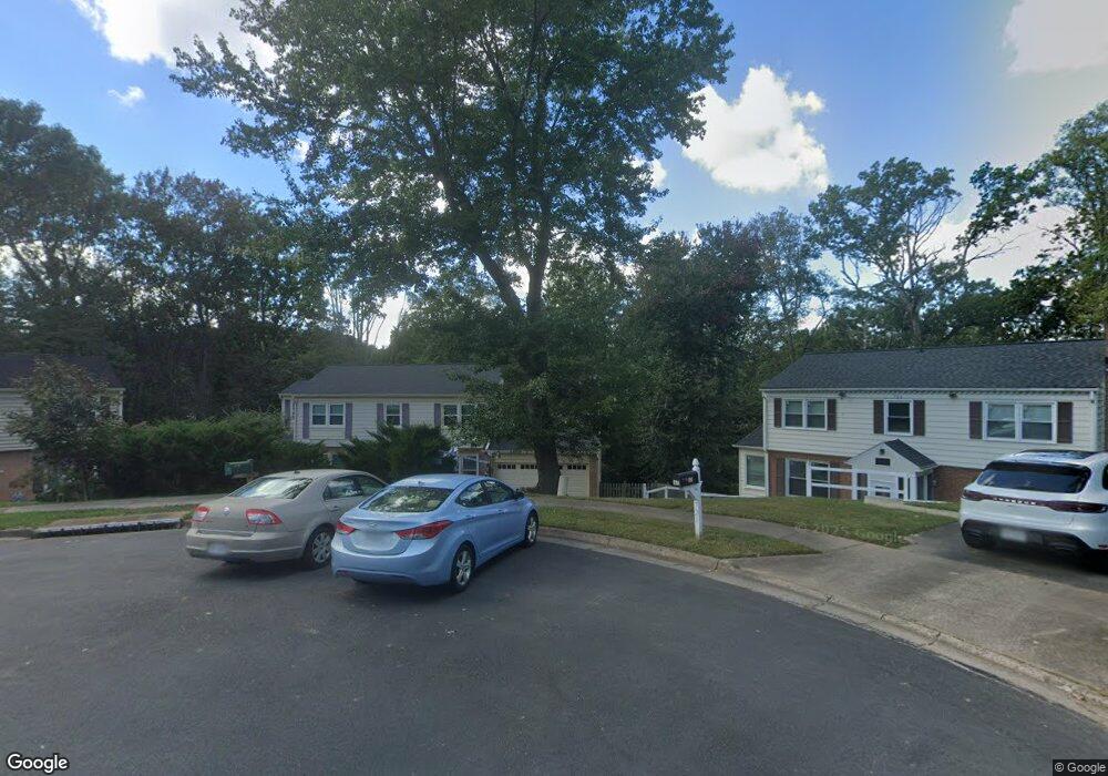 726 Upham Place NW, Vienna, VA 22180 - photo 1