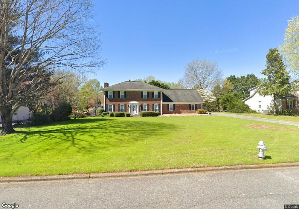 150 Saddle Lake Dr, Roswell, GA 30076 - photo 1