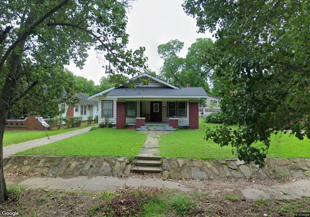 421 K St SW, Ardmore, OK 73401 - photo 1