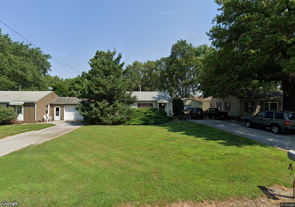 1109 W Summit Ave, Shenandoah, IA 51601 - photo 1