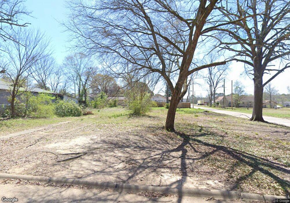 715 Melton St, Texarkana, TX 75501 - photo 1