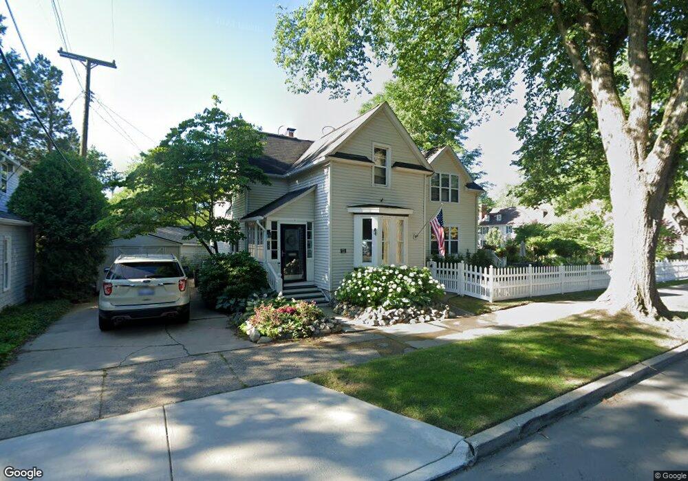 380 Rivard Blvd, Grosse Pointe, MI 48230 - photo 1