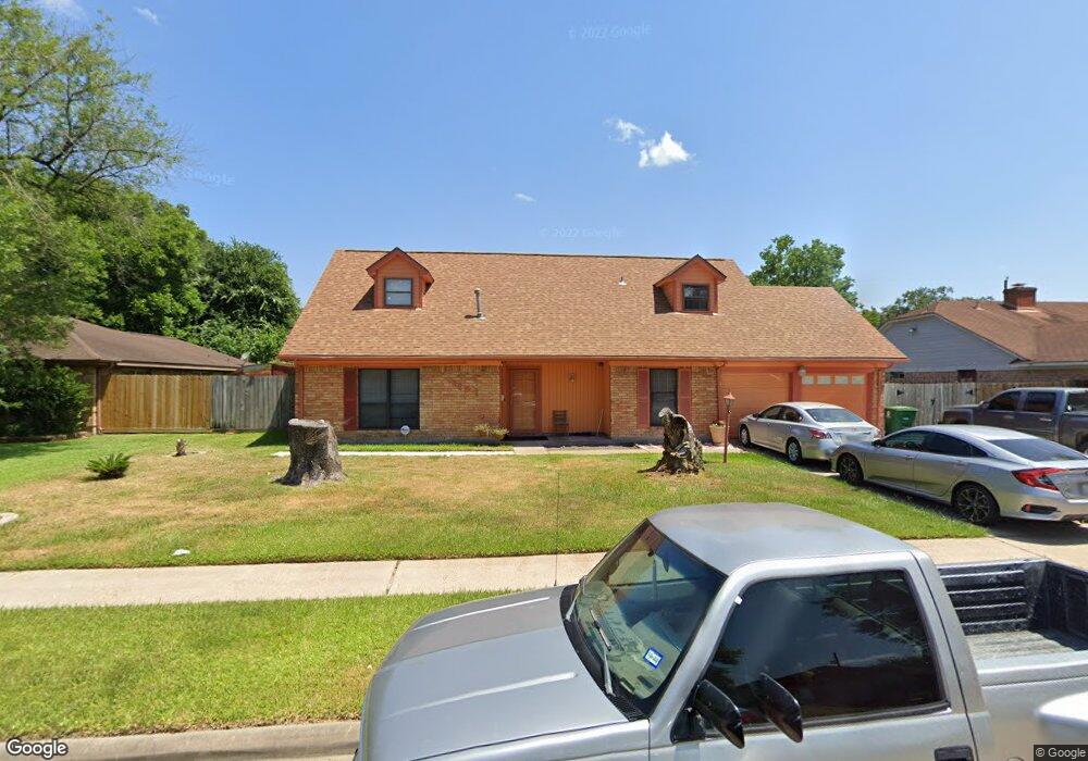 1102 Twinbrooke Dr, Houston, TX 77088 - photo 1