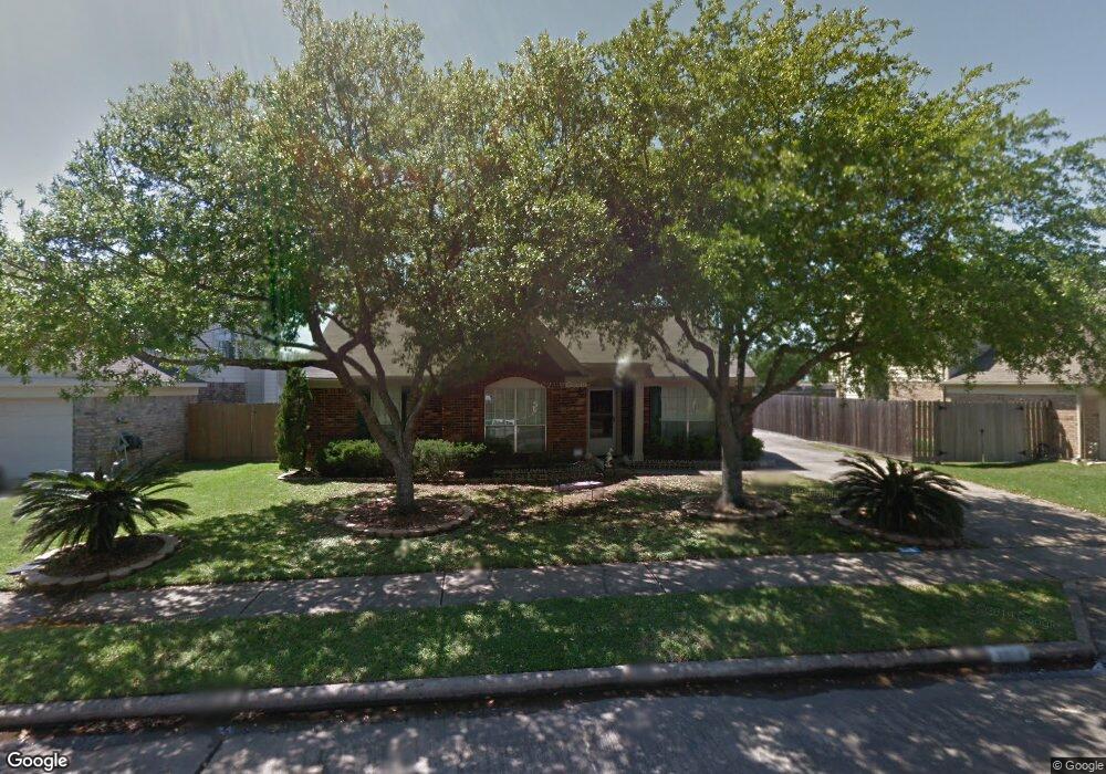 3908 Ivywood Dr, Pearland, TX 77584 - photo 1