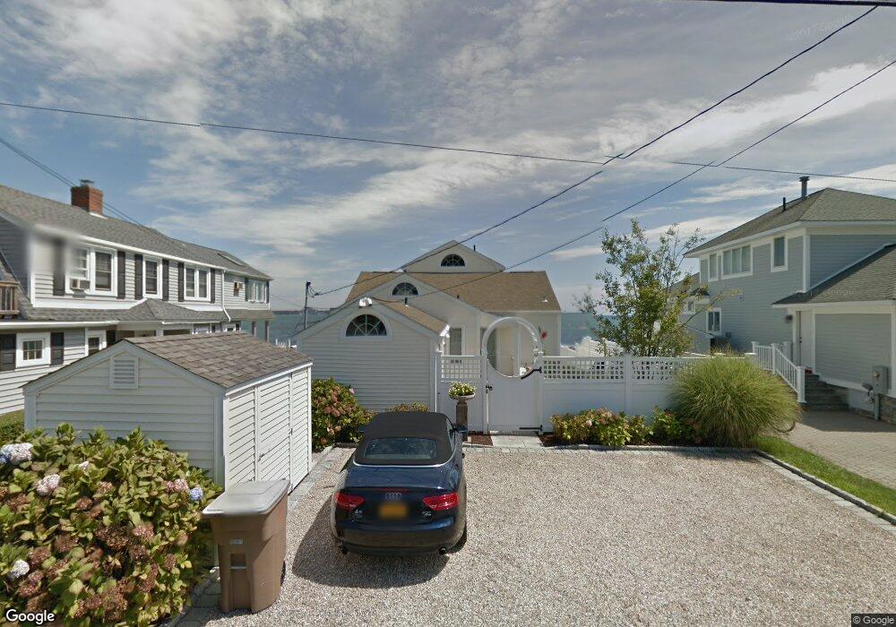 78 E Shore Dr, Niantic, CT 06357 - photo 1