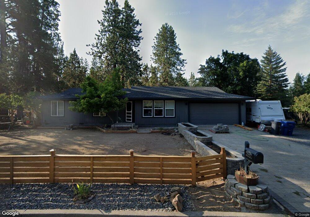 19989 Mcclellan Rd, Bend, OR 97702 - photo 1