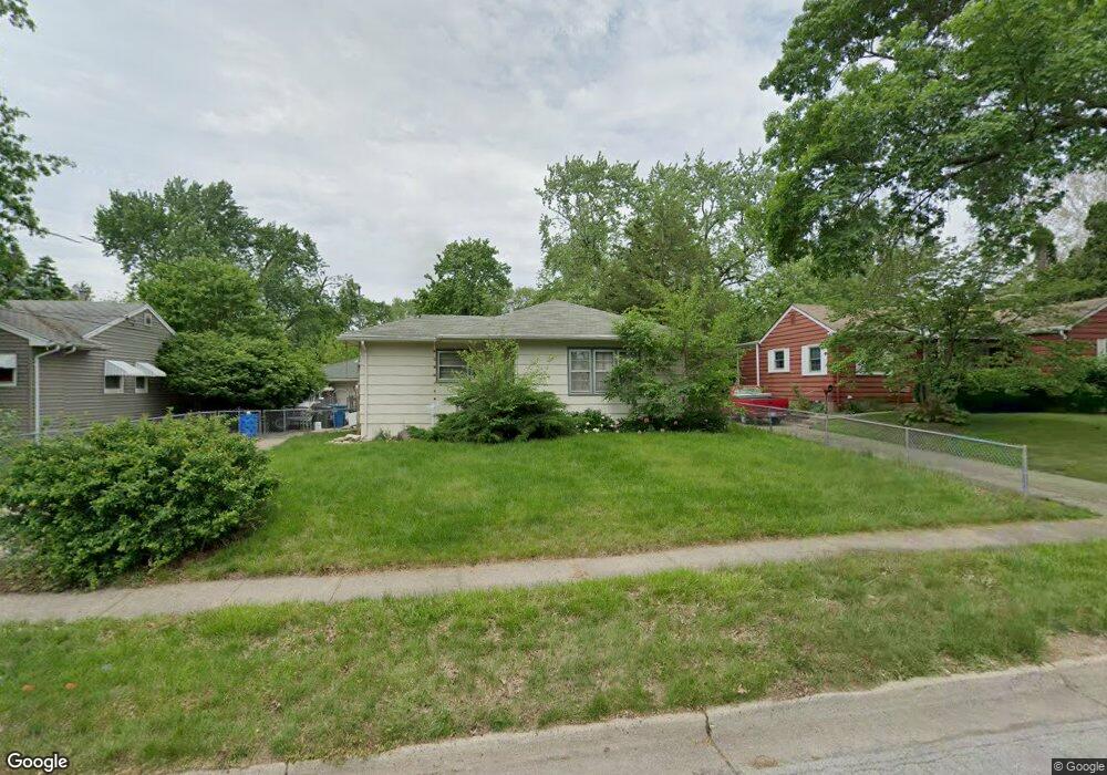 2736 Thompson Ave, Des Moines, IA 50317 - photo 1