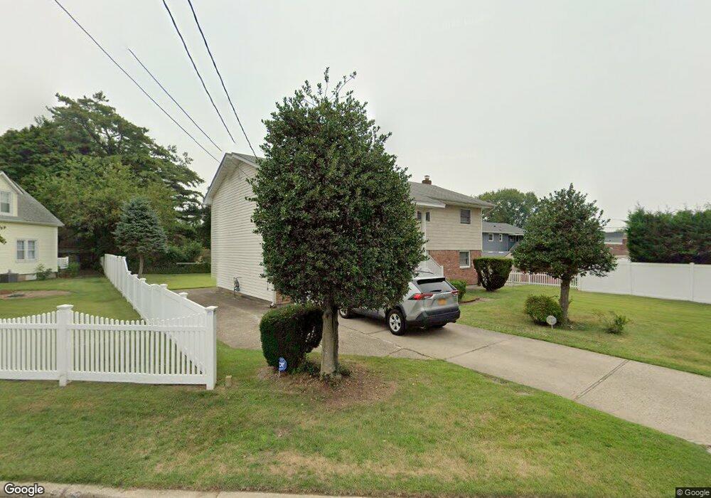 38 Farmers Ave, Bethpage, NY 11714 - photo 1