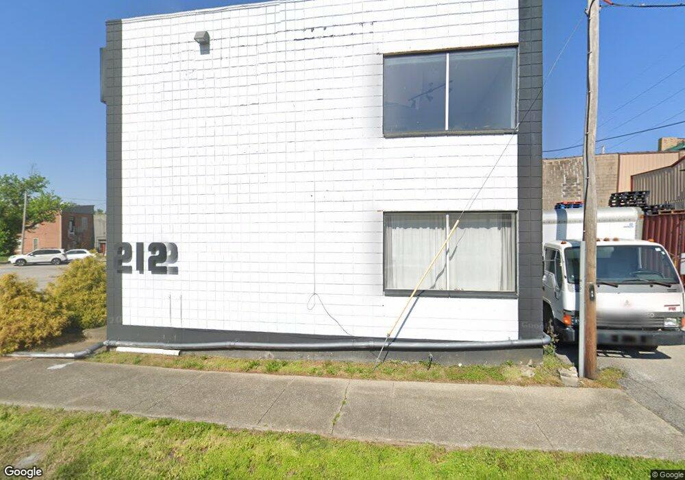 212 Scribner Dr, New Albany, IN 47150 - photo 1