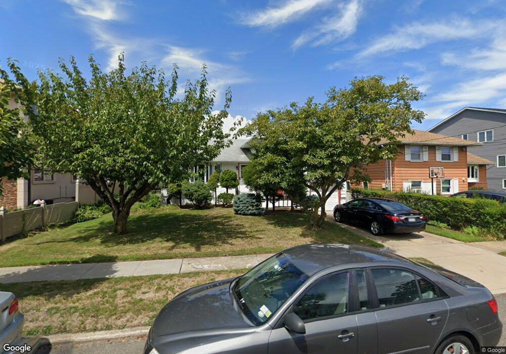 336 Argyle Rd, Cedarhurst, NY 11516 - photo 1