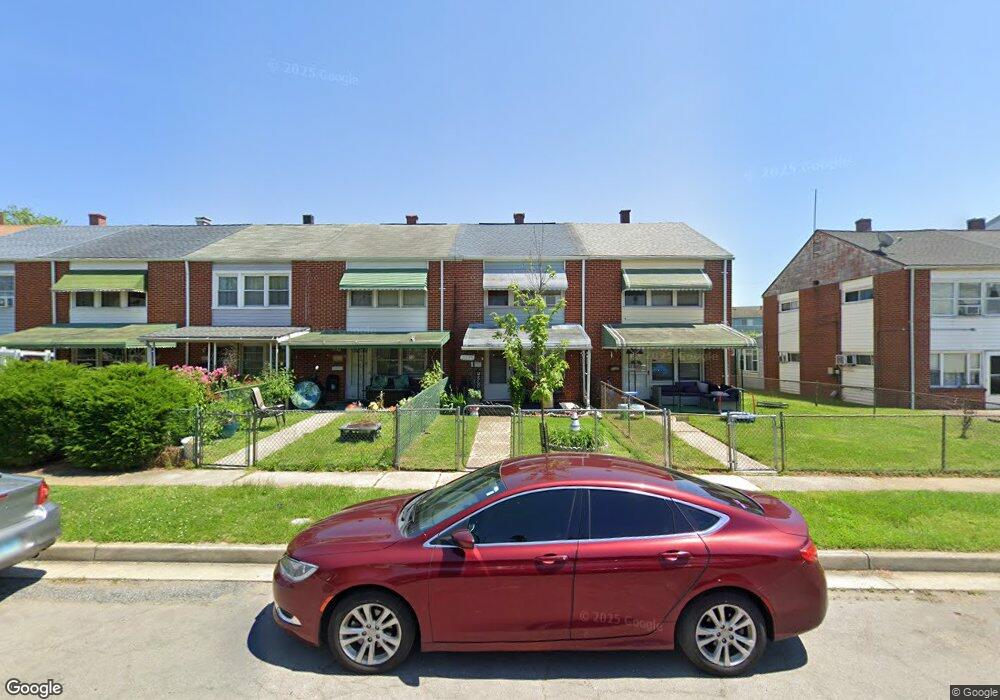 2025 Larkhall Rd, Dundalk, MD 21222 - photo 1