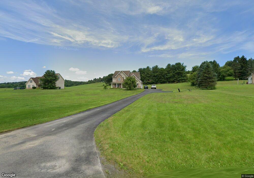 719 Gilbert Rd, Gilbert, PA 18331 - photo 1