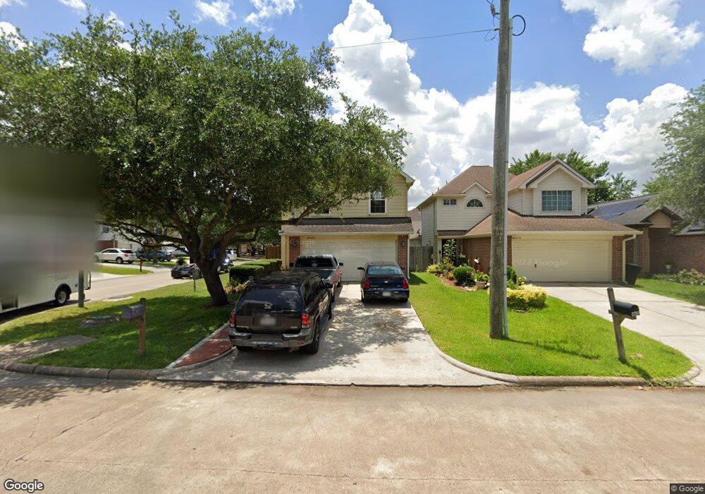 10622 Wingtip Dr, Houston, TX 77075 - photo 1