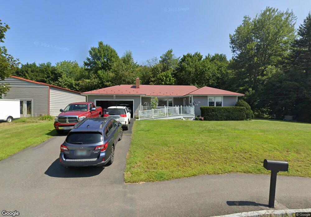 383 Rowe Ave, Pembroke, NH 03275 - photo 1