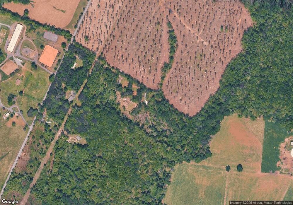 8825 Lazy Acres Ln, Spotsylvania, VA 22551 - photo 1