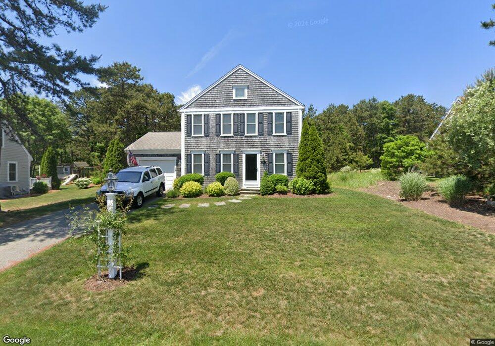 318 Pheasant Hill Cir, Cotuit, MA 2635 - photo 1