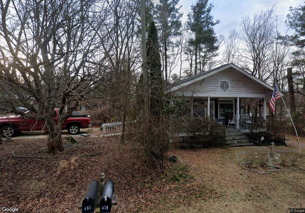 680 Waddell Dr, Hendersonville, NC 28792 - photo 1