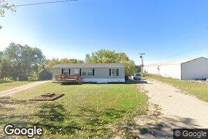 909 N Central Ave, Kenmare, ND 58746