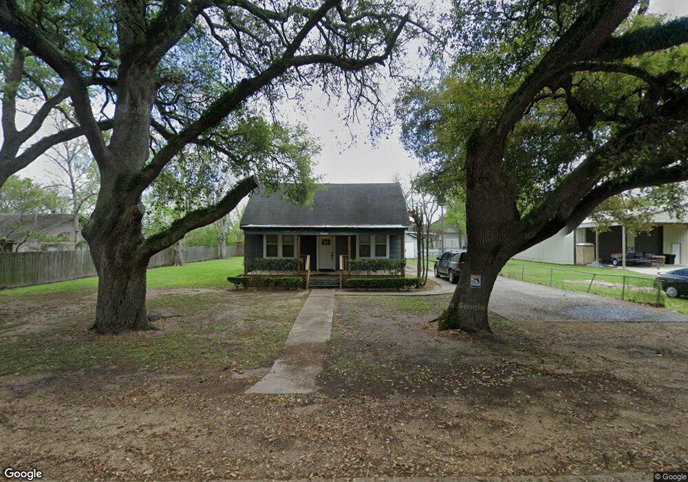 2709 Avenue I, Bay City, TX 77414 - photo 1