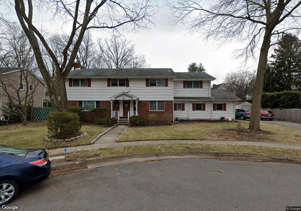 65 Stirling Ct, Metuchen, NJ 08840 - photo 1