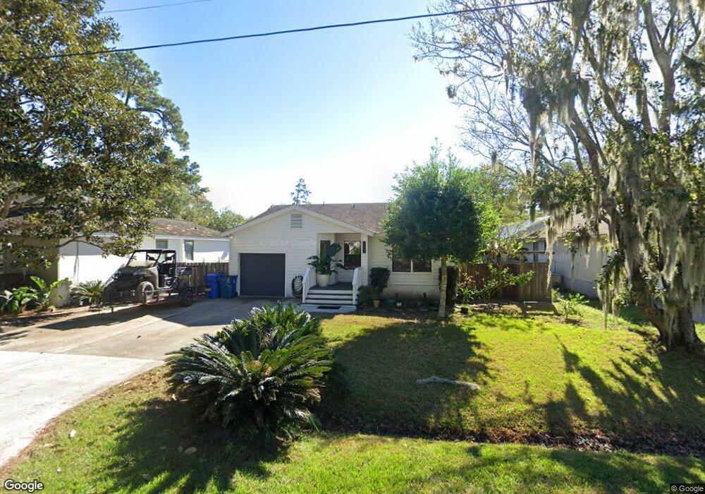 405 Maple St, Saint Simons Island, GA 31522 - photo 1
