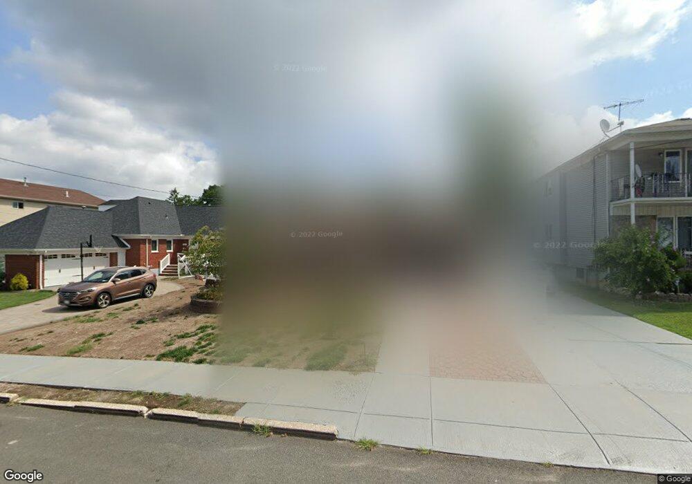 121 Wheeler Ave, Staten Island, NY 10314 - photo 1