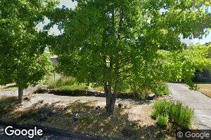 2341 Emerald St, Eugene, OR 97403