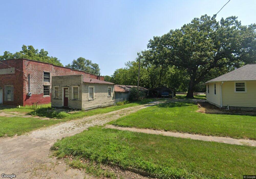 10030 SW Kingston Rd, Wakarusa, KS 66546 - photo 1