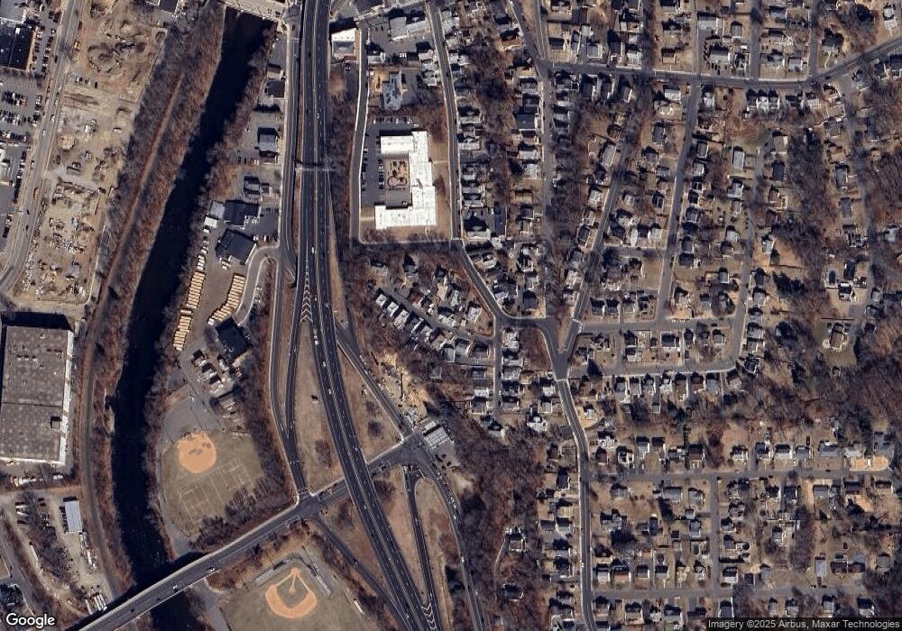 17 Tolles Square, Naugatuck, CT 06770 - photo 1