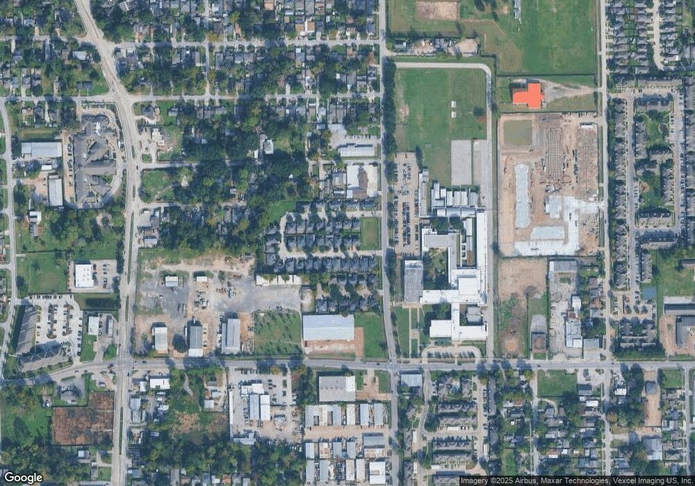 225 S Native Ln, Houston, TX 77022 - photo 1