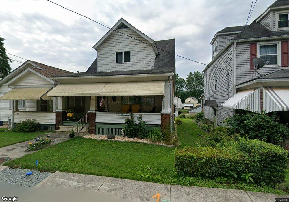 749 Mckinley Ave, East Vandergrift, PA 15629 - photo 1