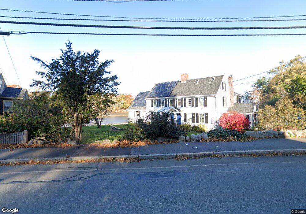 424 Washington St, Gloucester, MA 01930 - photo 1