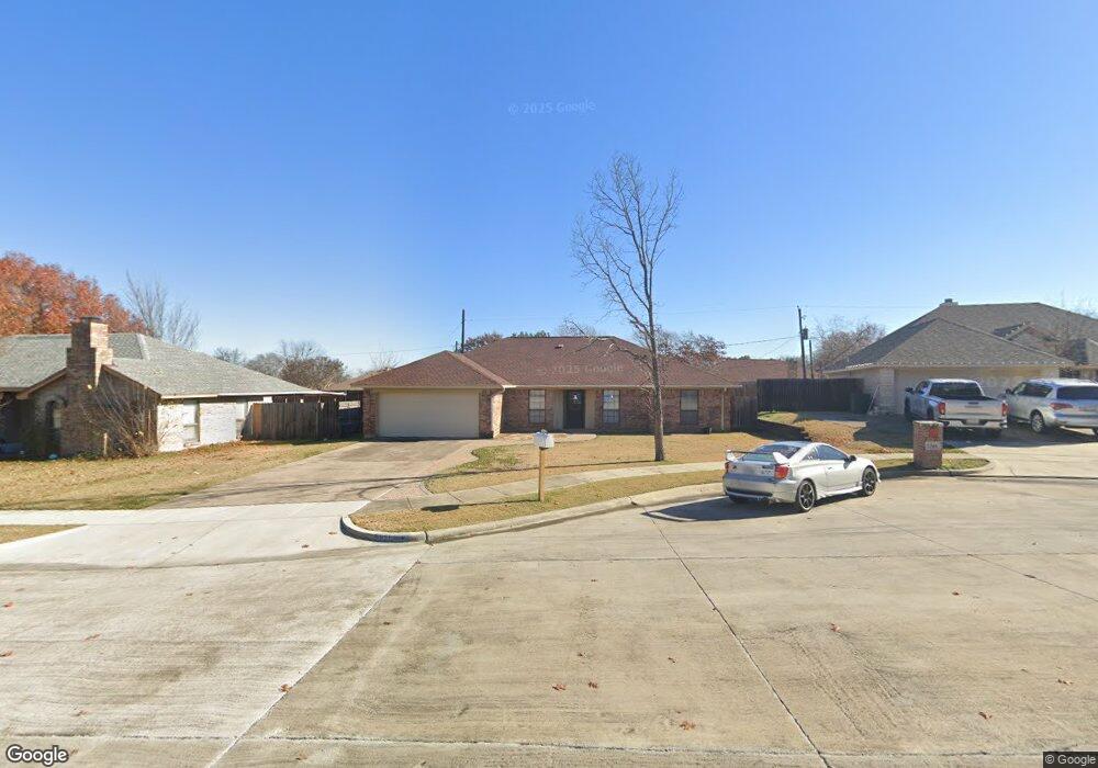 5348 Lynda Ct, North Richland Hills, TX 76180 - photo 1