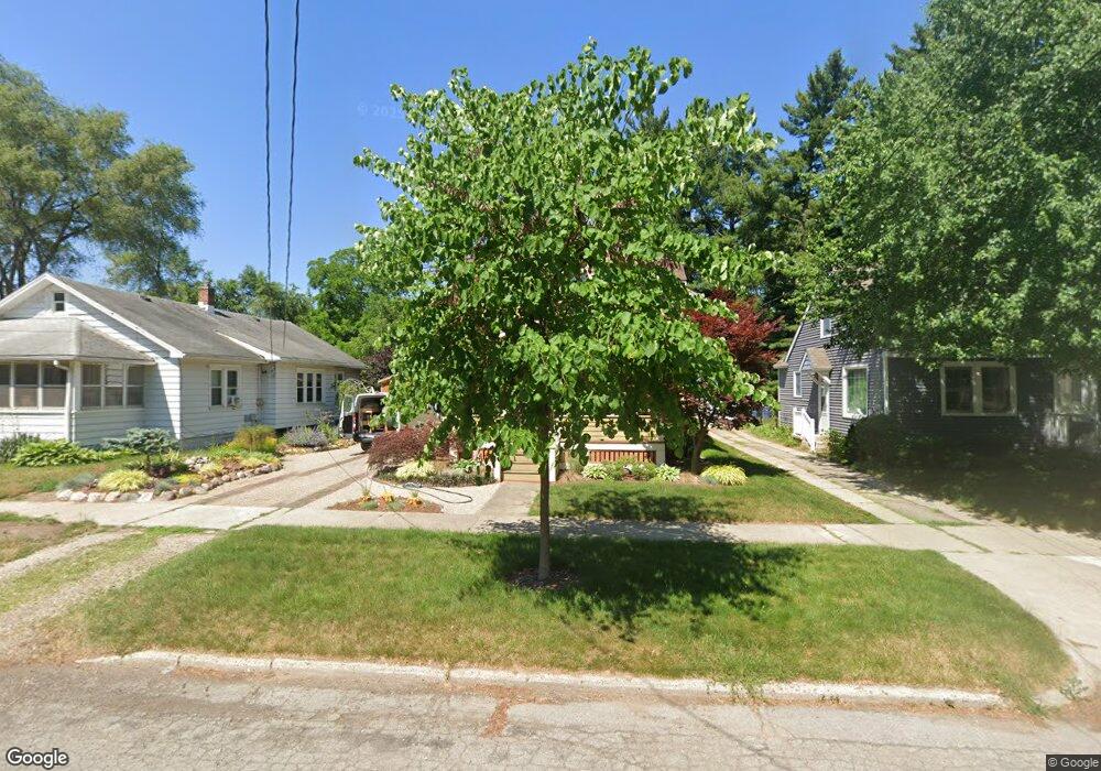 2119 Rowe Ave NE, Grand Rapids, MI 49505 - photo 1