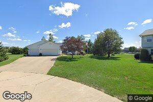 129 Landau Ct, Robins, IA 52328