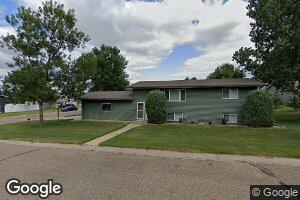 102 13th Ave SW, Hazen, ND 58545