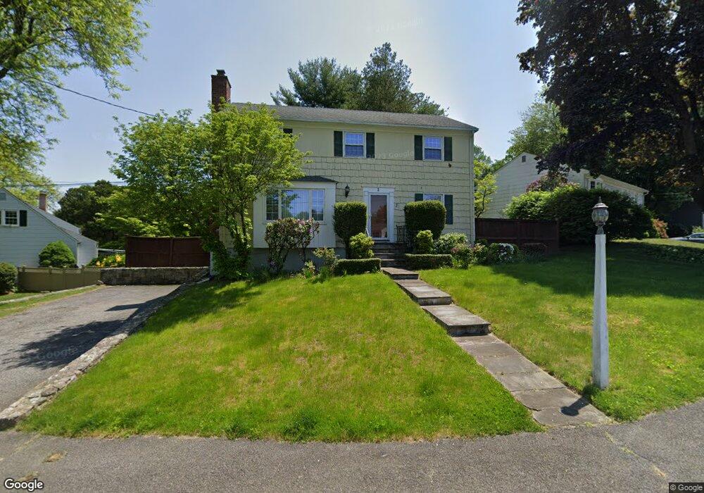 2 Gard Ct, Greenwich, CT 06831 - photo 1