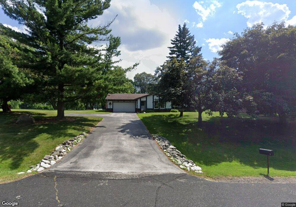 N57W26605 Mountain Meadows Dr, Sussex, WI 53089 - photo 1