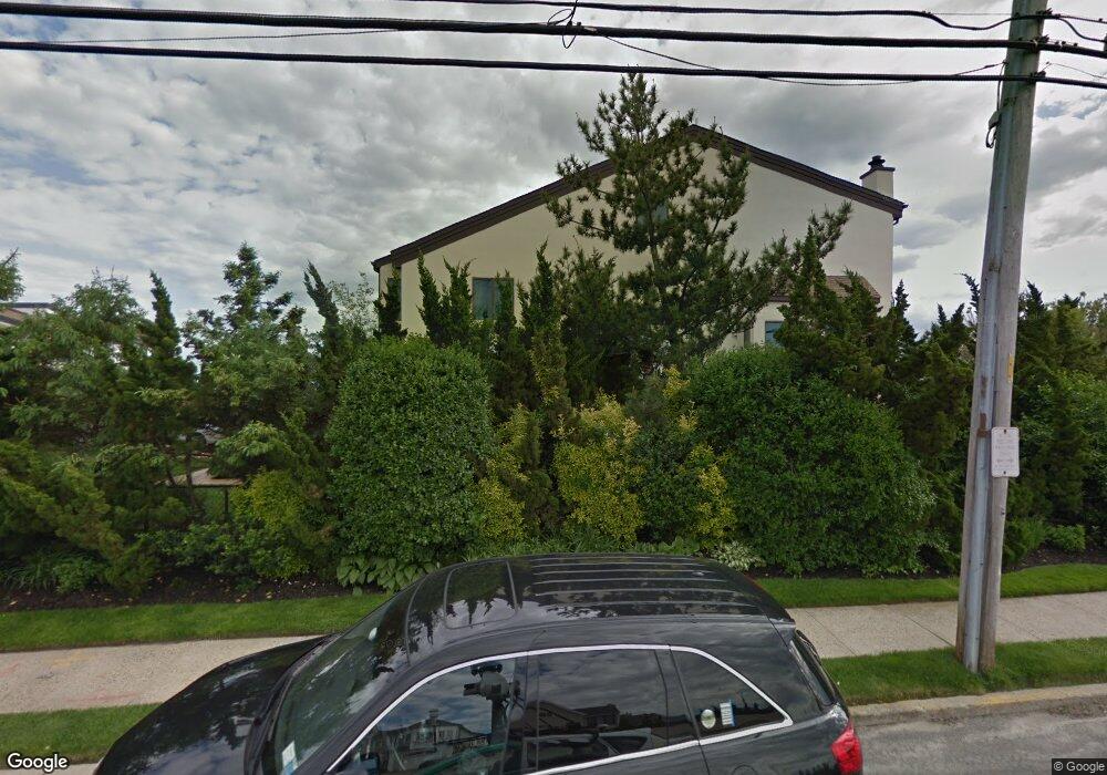 1695 Ocean Blvd, Atlantic Beach, NY 11509 - photo 1