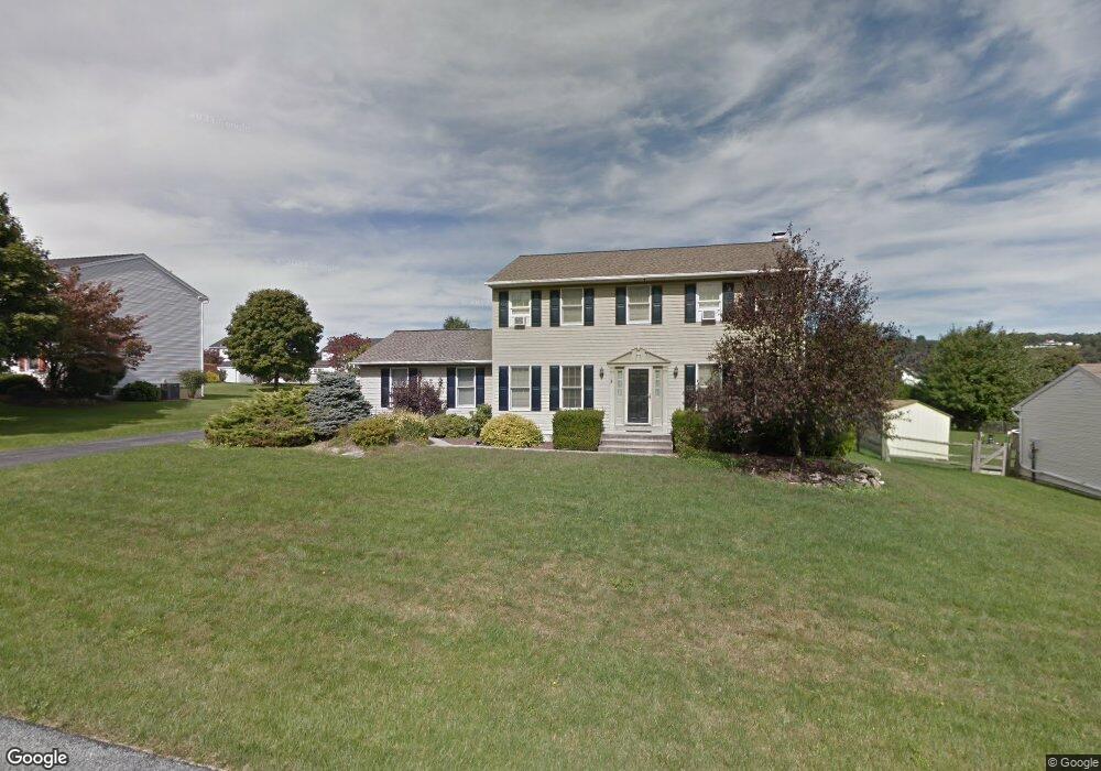 1162 Wellington Cir, Laurys Station, PA 18059 - photo 1