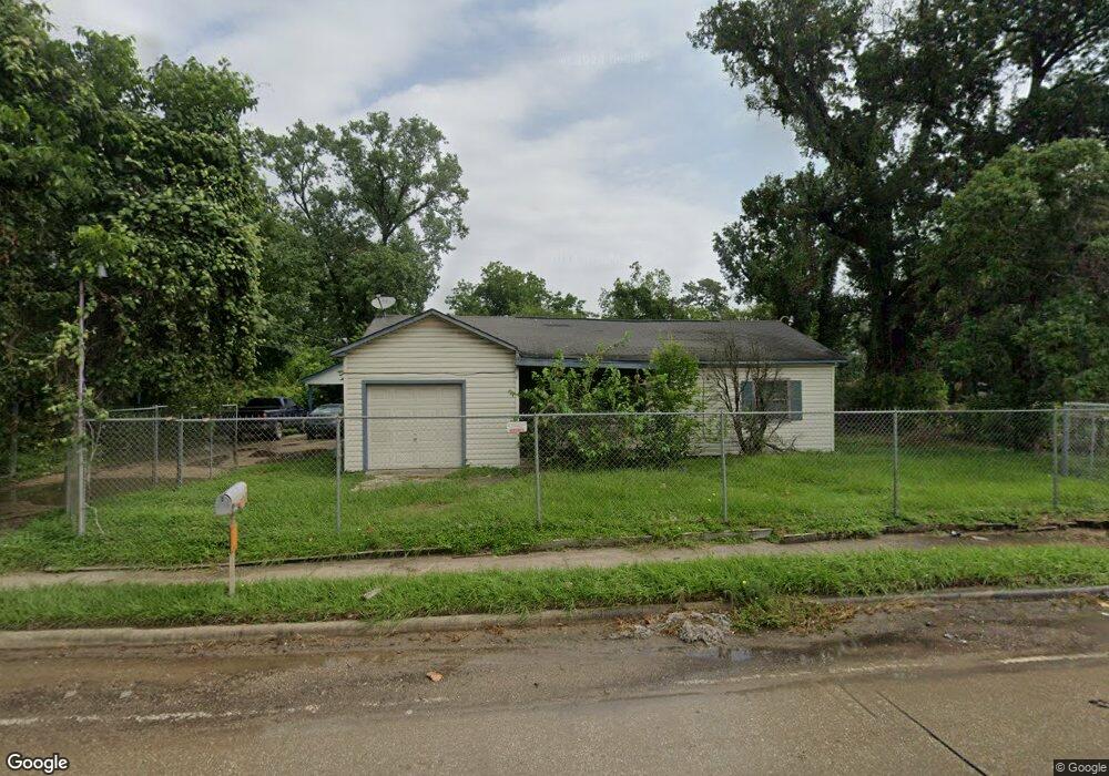 7505 Ley Rd, Houston, TX 77028 - photo 1