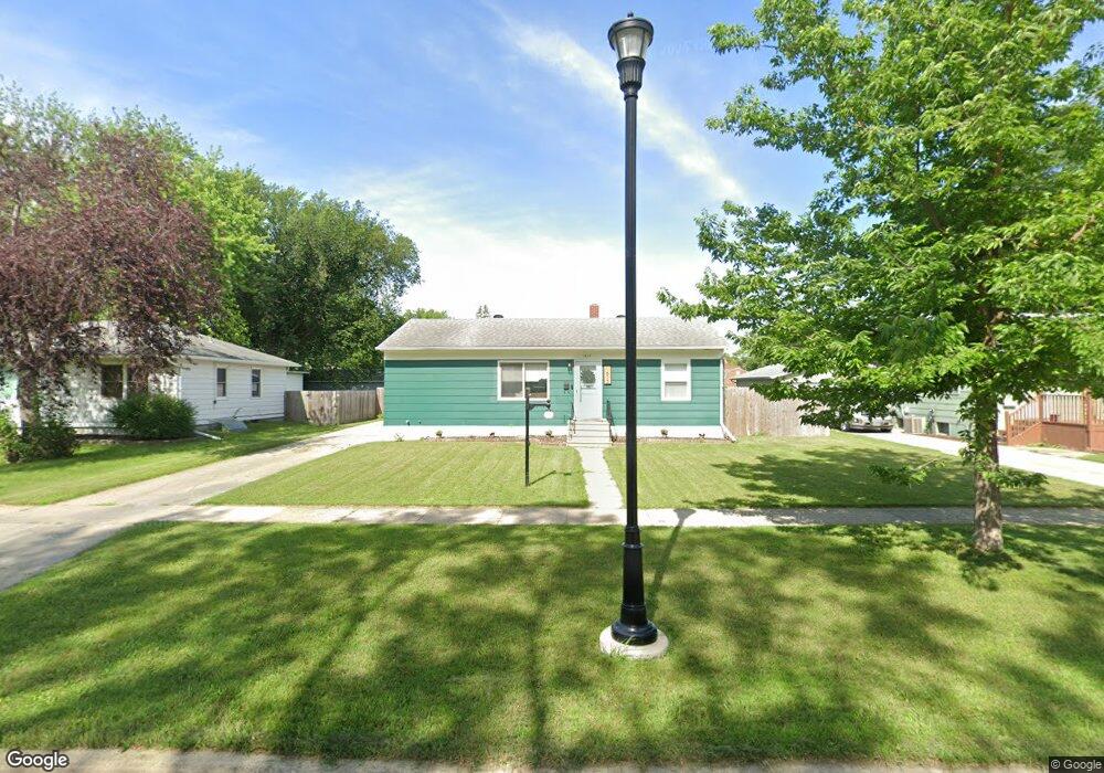 1617 14th St S, Fargo, ND 58103 - photo 1