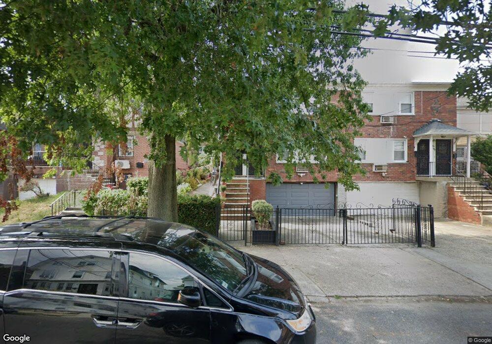 4362 165th St, Flushing, NY 11358 - photo 1