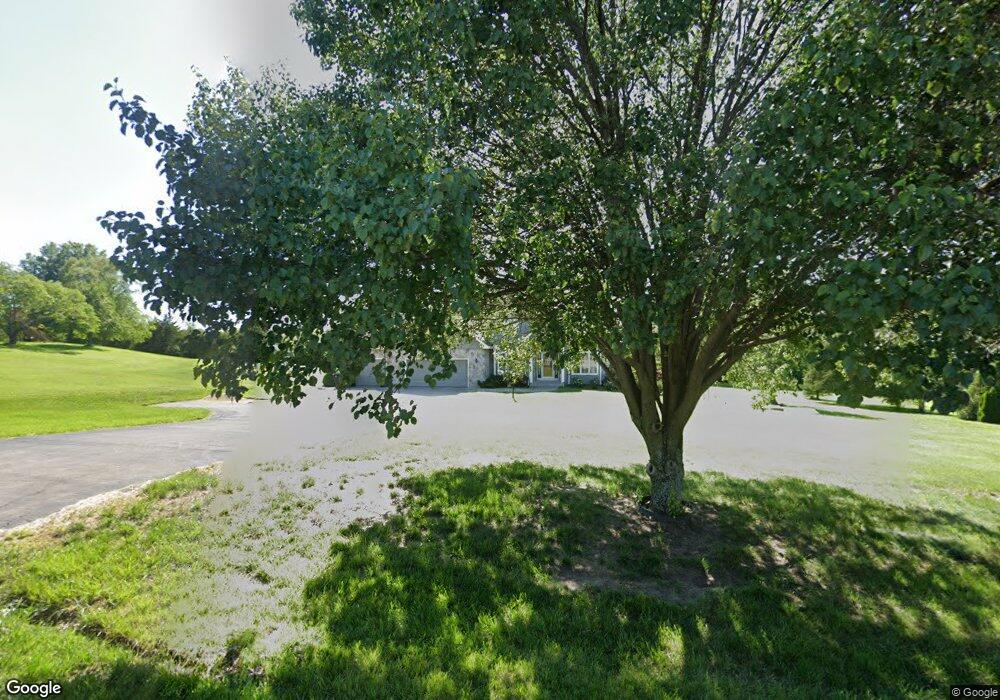 3849 SW Indian Hills Rd, Topeka, KS 66610 - photo 1