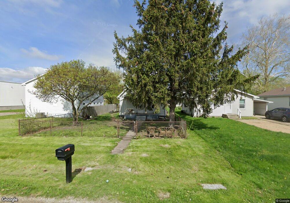 1503 N Sangamon St, Lincoln, IL 62656 - photo 1