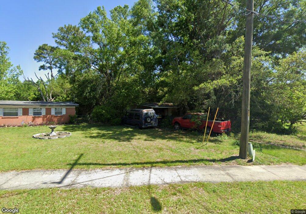 7559 Ridgeway Rd N, Jacksonville, FL 32244 - photo 1