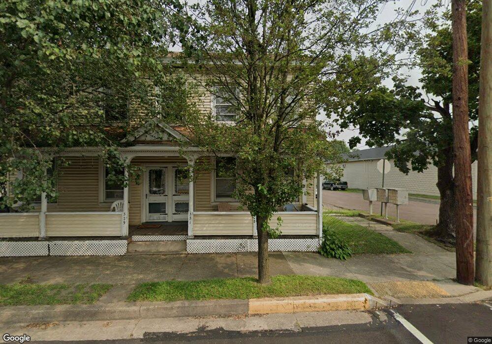 331 W 3rd St, Nescopeck, PA 18635 - photo 1