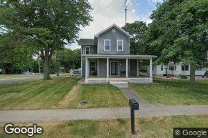 136 E Collins St, Mendon, IL 62351